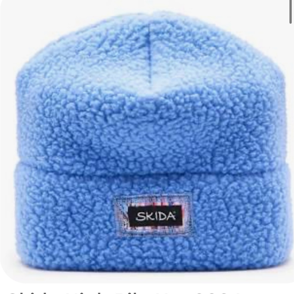 ISO Skida high pile hat in Aster